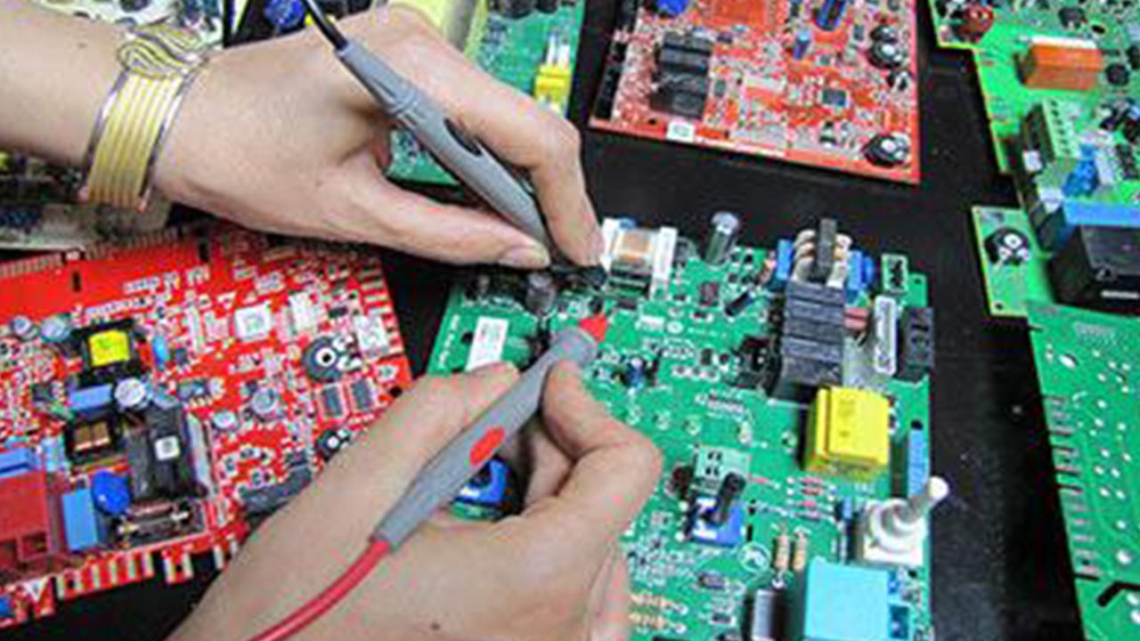 تعمیر برد پکیج در شمال تهران - تماس با 09125124944