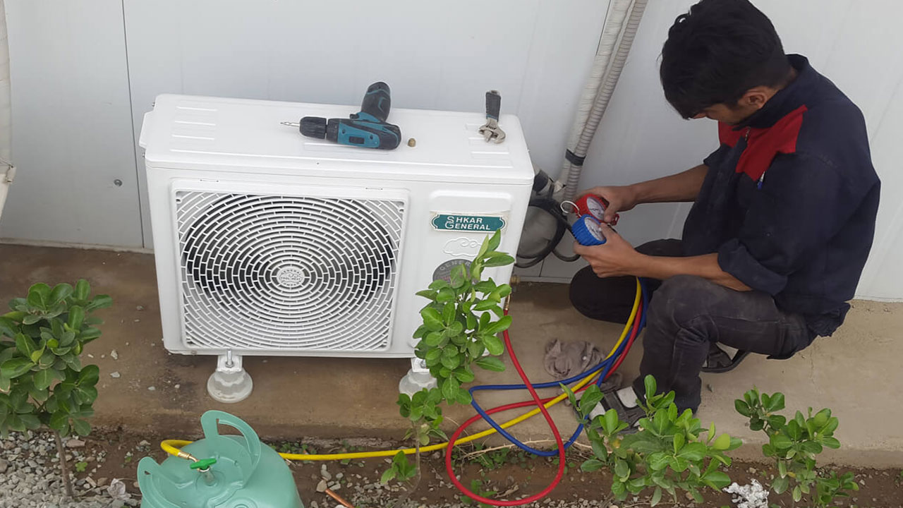شارژ کولر گازی در شهر صدرا شیراز - تماس با 09125124944
