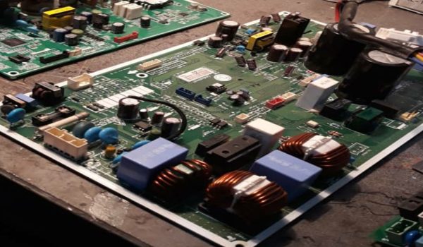 تعمیر برد کولر گازی در شهر صدرا شیراز - تماس با 09171231728