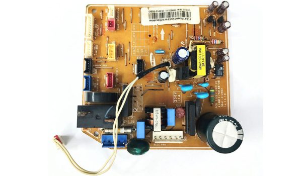 تعمیر تخصصی برد کولر گازی در باستی هیلز - تماس با 09125124944