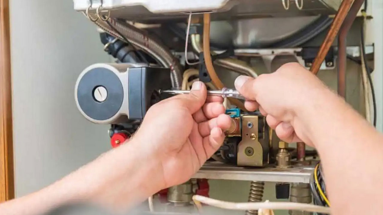 تعمیر انواع پکیج در شیراز توسط تاسیسات بروز - تماس با 09171231728